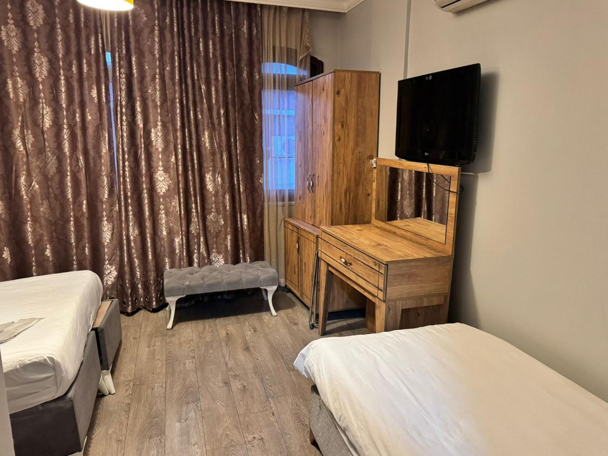 Hotel Taksim Pera Pomise 2*